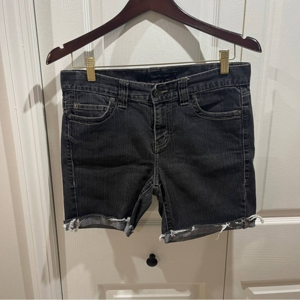 🩷 calvin klein gray denim skinny shorts